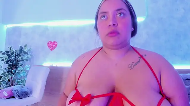 Snapshot of tatijara chatting on 02/18/25, 02:27 tatijara online show from 02/18/25, 02:27