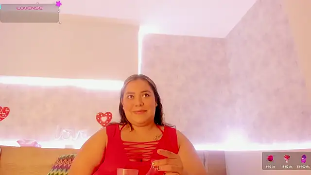 Snapshot of tatijara chatting on 02/25/25, 03:42 tatijara online show from 02/25/25, 03:42