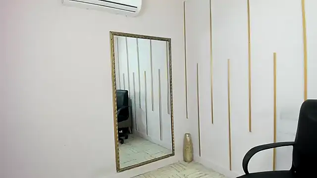 Nayariskaya online show from 02/09/26, 02:10