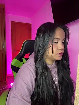 Snapshot of leila_22 chatting on 02/27/26, 07:41 leila 22 online show from 02/27/26, 07:41