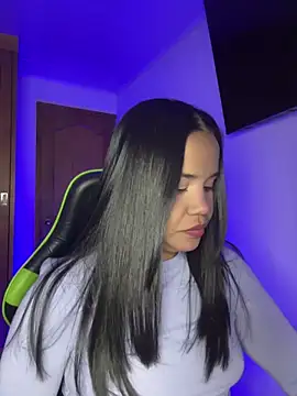 leila 22 online show from 03/30/26, 07:31