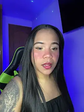 Snapshot of leila_22 chatting on 07/18/26, 03:05 leila 22 online show from 07/18/26, 03:05
