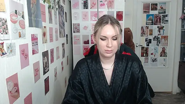 CapriScorpion online show from 02/18/25, 01:44