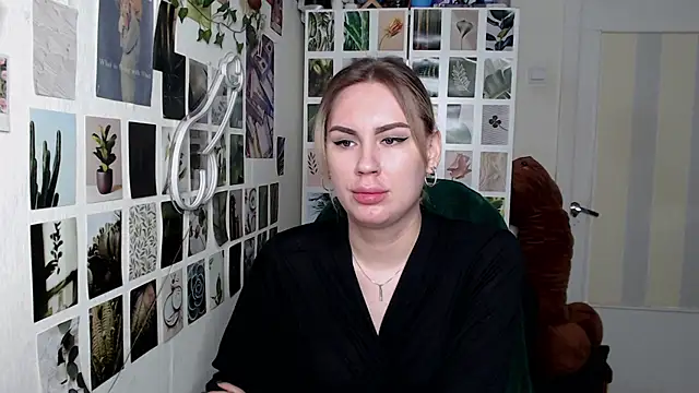 CapriScorpion online show from 10/02/25, 09:27