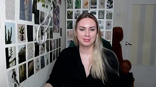 CapriScorpion online show from 10/03/25, 01:41