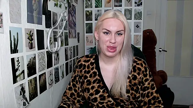 CapriScorpion online show from 10/13/25, 11:43