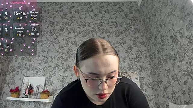 Tina Walker online show from 03/16/25, 01:17