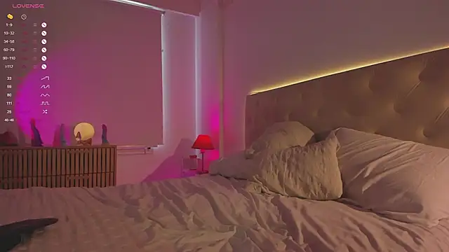 alaskavenom  online show from 02/24/26, 02:04