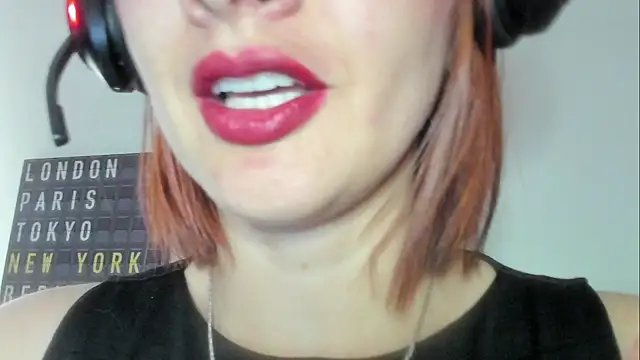 queen fetish online show from 02/11/26, 01:27