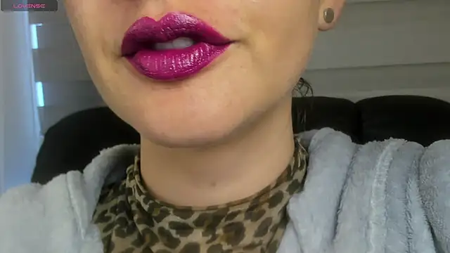 queen fetish online show from 04/10/26, 06:45