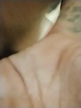 prettyboi6992 online show from 10/16/25, 07:26