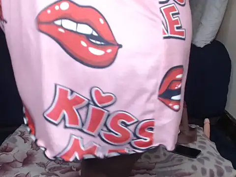 AdelaideT online show from 12/17/25, 01:00