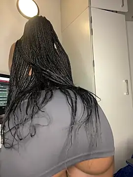 Bustygoddess32 online show from 01/14/26, 02:39