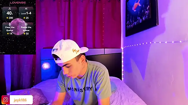 Jey keler1 online show from 02/18/25, 11:33