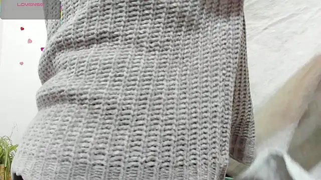 hazel 34 online show from 01/10/26, 09:00