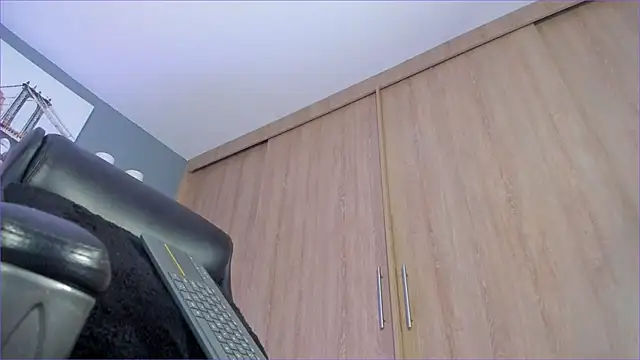 Bambi gurl online show from 02/11/26, 02:16