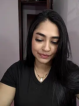 Charlotte cutee18 online show from 10/20/25, 10:54