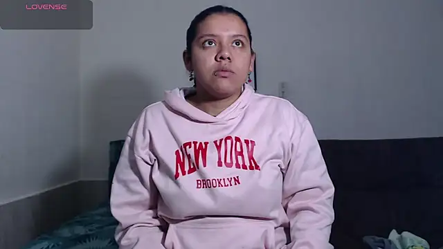 agata 22 online show from 04/20/26, 03:20