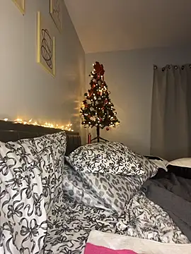 DestineeJayde online show from 11/30/25, 12:14