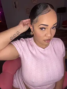 DestineeJayde online show from 06/18/26, 03:40