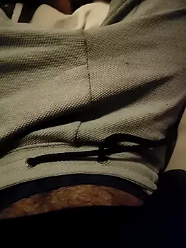 Snapshot of NilsonDick chatting on 04/10/26, 10:47 NilsonDick online show from 04/10/26, 10:47