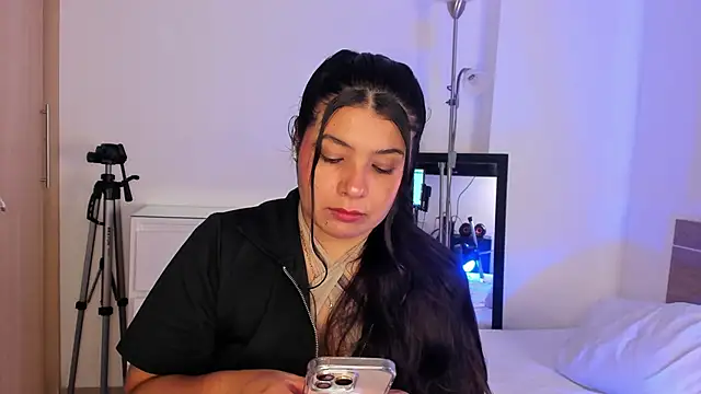 Snapshot of miaa_daniels chatting on 06/10/26, 02:16 miaa daniels online show from 06/10/26, 02:16