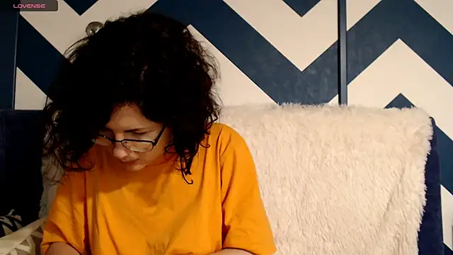 vaders daughter online show from 12/12/24, 09:15