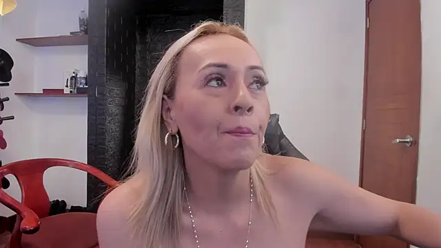 maylin yung online show from 03/03/25, 11:44