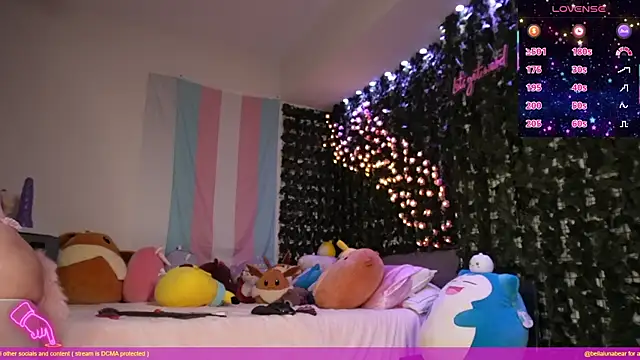 bellalunabear online show from 11/19/25, 09:59