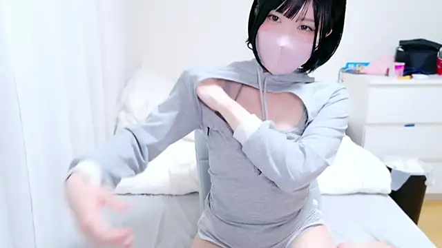  HIKARU  online show from 03/17/25, 11:42