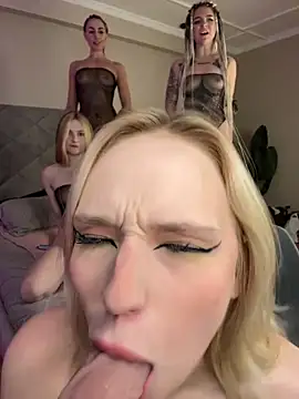 RollingGirls online show from 10/04/25, 01:09