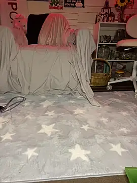 TrenaAnne online show from 04/27/26, 03:21