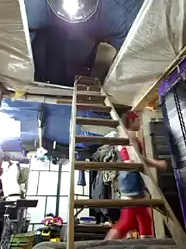 cdressupdiva online show from 02/12/25, 11:40