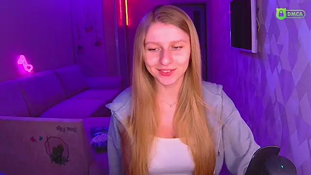 Snapshot of AmaliaQueen chatting on 12/07/24, 02:02 AmaliaQueen online show from 12/07/24, 02:02