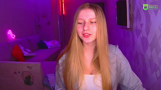 Snapshot of AmaliaQueen chatting on 01/05/25, 03:23 AmaliaQueen online show from 01/05/25, 03:23