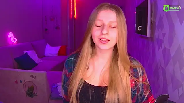 Snapshot of AmaliaQueen chatting on 01/17/25, 03:00 AmaliaQueen online show from 01/17/25, 03:00