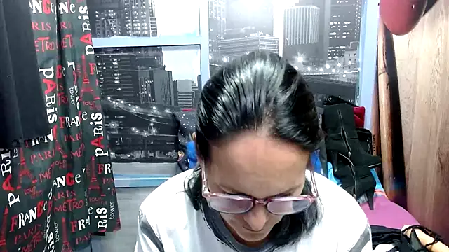 Snapshot of Nastylatinaxxx chatting on 12/21/24, 12:49 Nastylatinaxxx online show from 12/21/24, 12:49