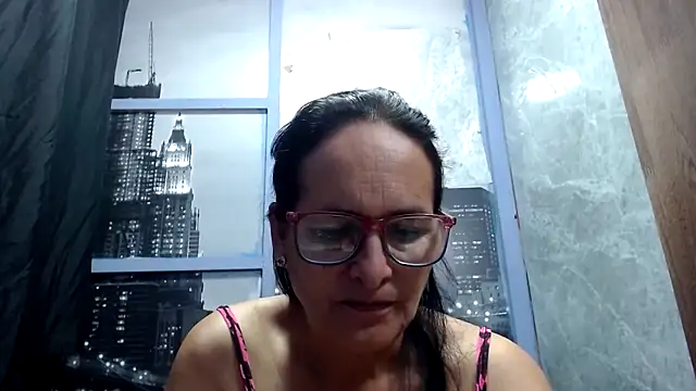 Snapshot of Nastylatinaxxx chatting on 09/18/25, 11:45 Nastylatinaxxx online show from 09/18/25, 11:45