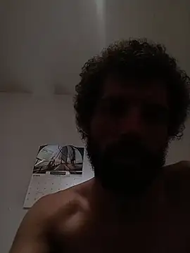 Snapshot of RuleMasterX chatting on 10/21/25, 12:44 RuleMasterX online show from 10/21/25, 12:44