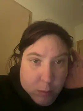 Snapshot of Sexy_Little_SlutAriel chatting on 01/31/25, 02:04 Sexy Little SlutAriel online show from 01/31/25, 02:04