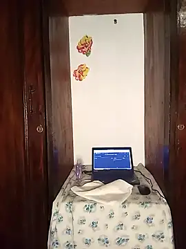 The-Peach-Flexer online show from 10/25/25, 10:48