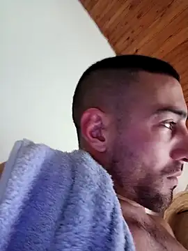 sebasxx97 online show from 12/13/25, 08:04