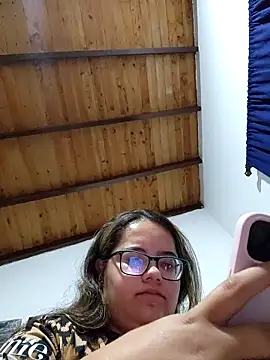 RachellGraham online show from 10/21/25, 01:01