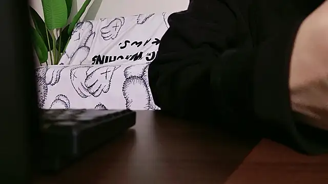 POCARI SWEAT online show from 03/03/26, 05:24