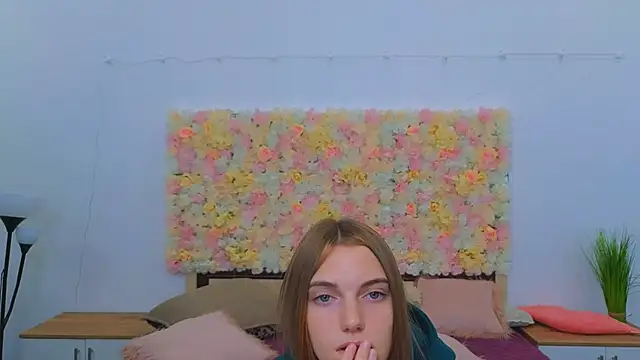  Olli  Stiw  online show from 09/09/25, 07:08