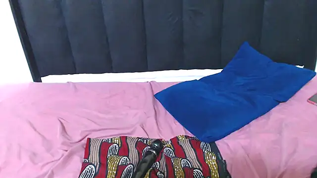 EBONY WILD ASS online show from 09/27/25, 03:55