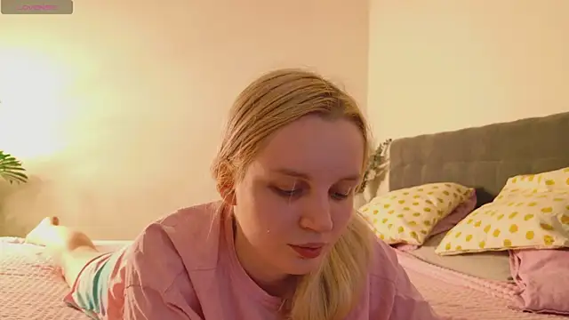 Beatrica Klein online show from 05/16/26, 03:00
