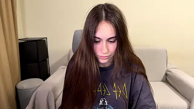 AliceKolltt online show from 02/10/26, 05:06