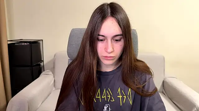 AliceKolltt online show from 03/28/26, 08:41