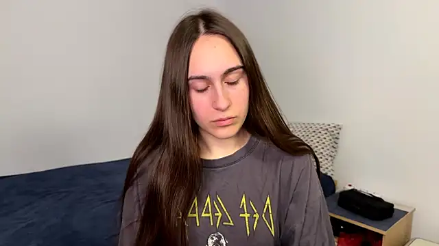 AliceKolltt online show from 05/19/26, 06:14
